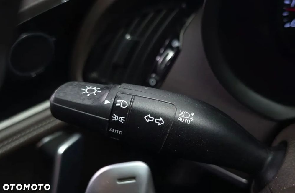 Kia Stinger - 17