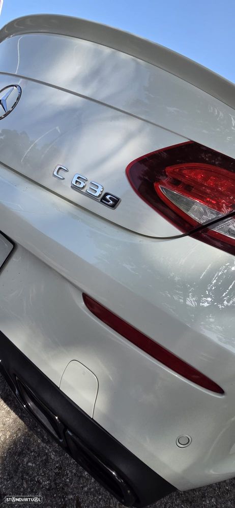 Mercedes-Benz C 63 AMG S - 35