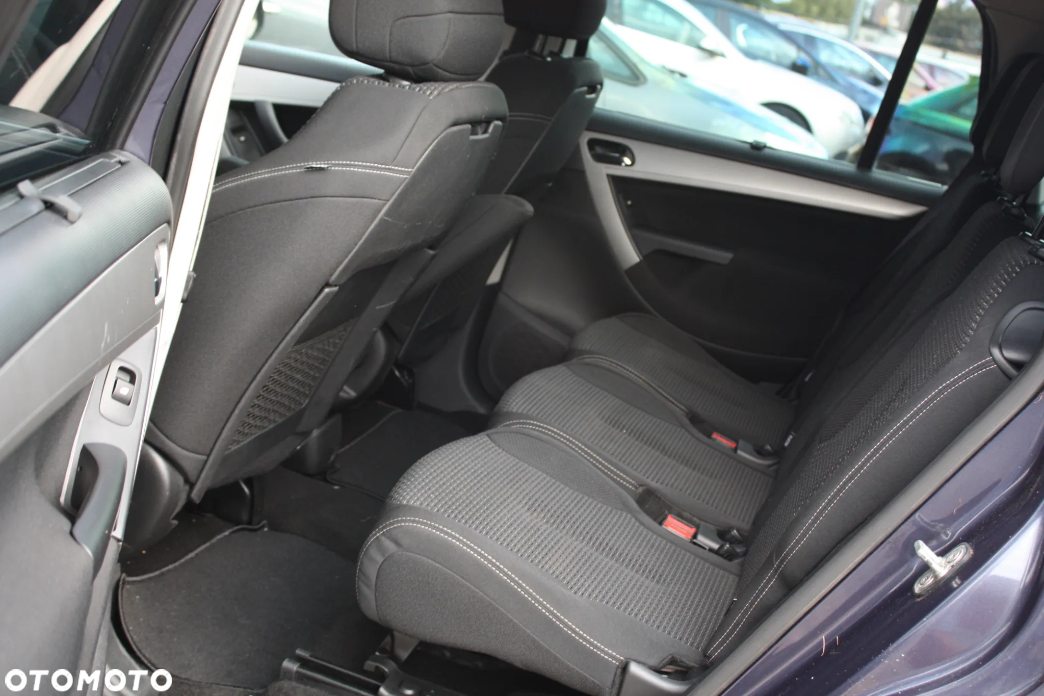 Citroën C4 Grand Picasso 1.6 THP Exclusive - 28