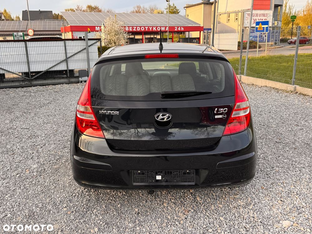 Hyundai i30 1.4 Edition Plus - 4