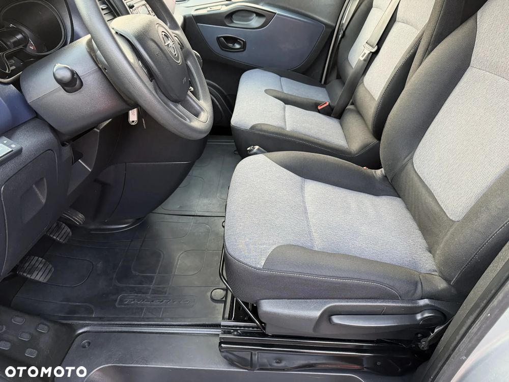 Opel Vivaro L2H1 - 24