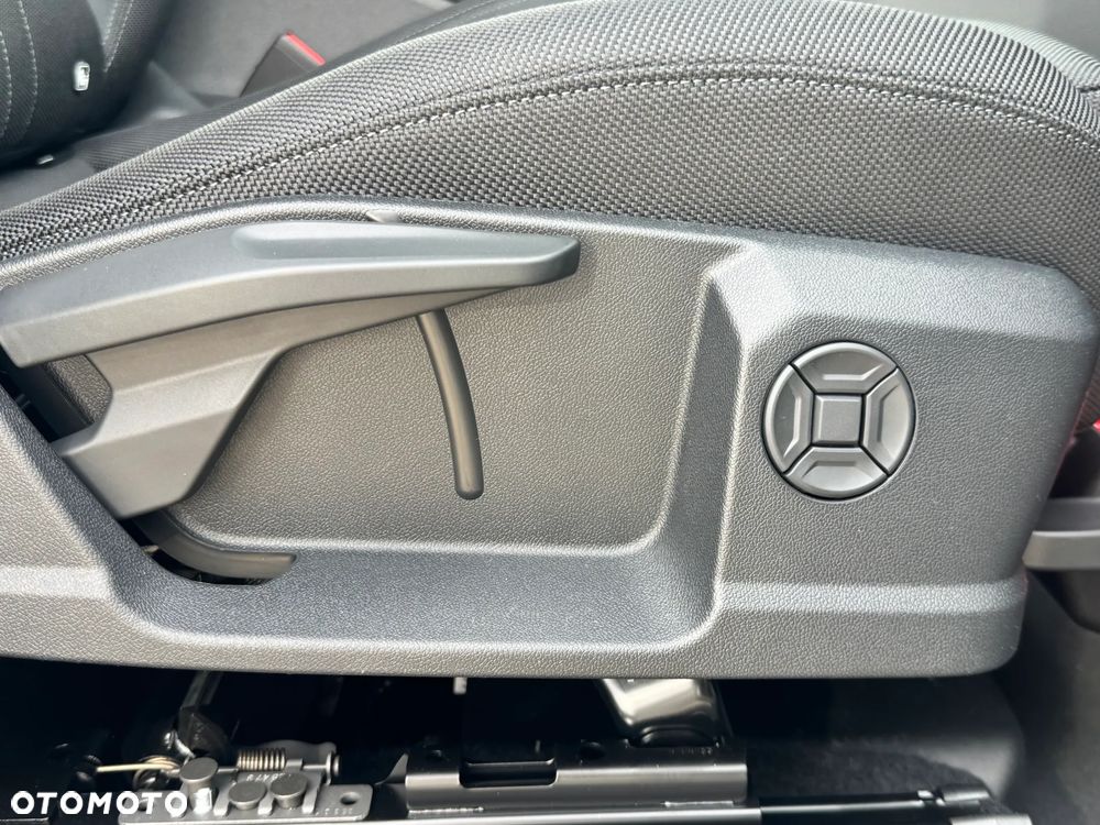 Audi Q3 TFSI mHEV 110 kW S tronic - 35