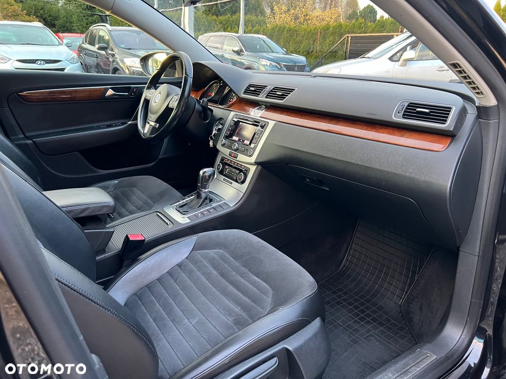 Volkswagen Passat - 22