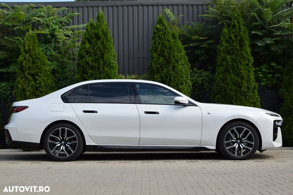 BMW Seria 7 - 12