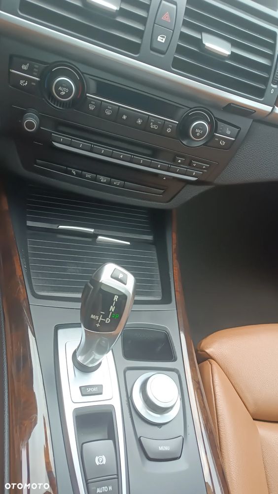 BMW X5 3.0sd xDrive - 24