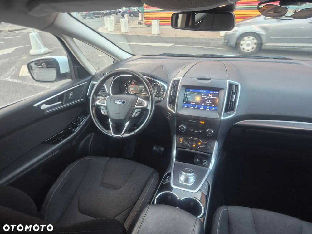 Ford S-Max 2.0 EcoBlue Titanium - 13
