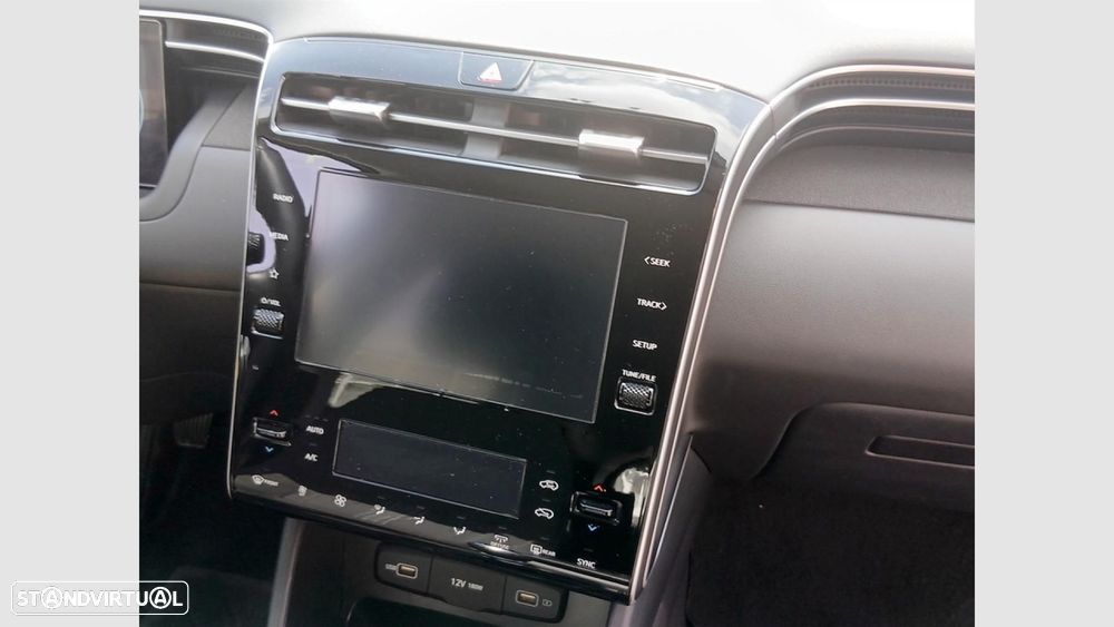 Hyundai Tucson 1.6 T-GDi Vanguard — fotografia 19