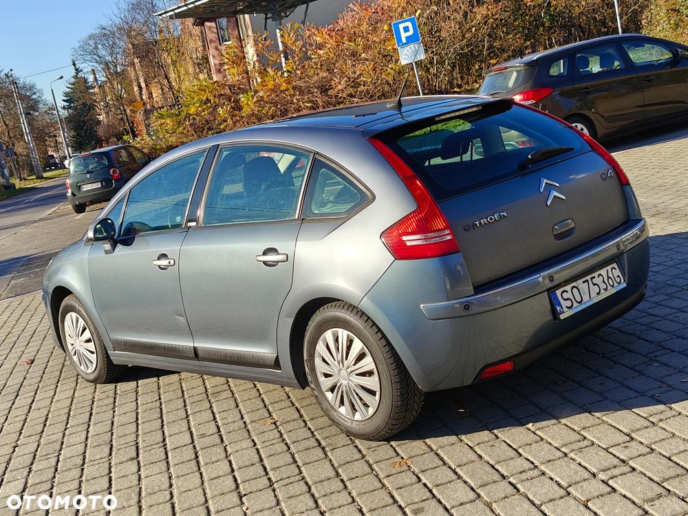 Citroën C4 1.6 HDi FAP Confort - 25