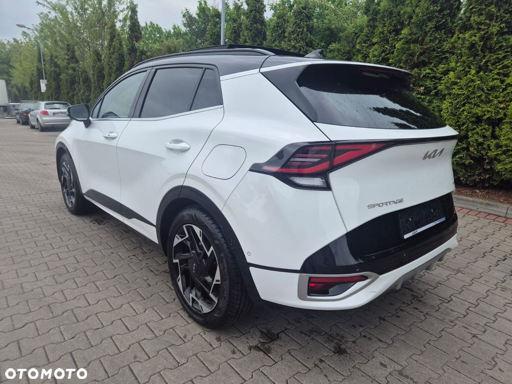 Kia Sportage 1.6 T-GDI AWD Paket GT-Line - 11
