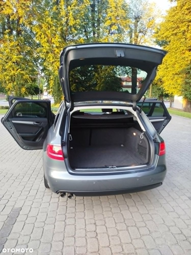 Audi A4 Avant 2.0 TDI - 15