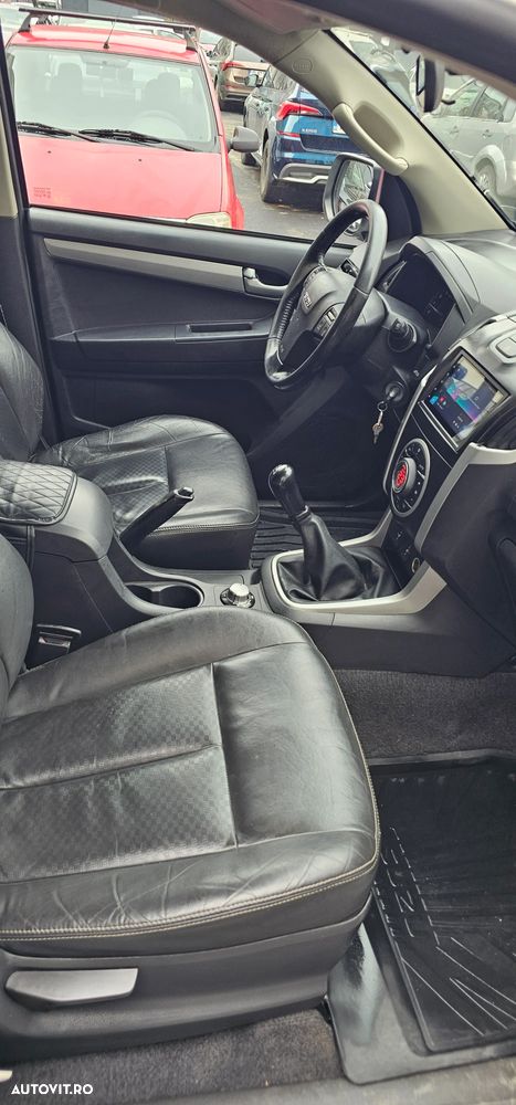 Isuzu D-Max 4x4 Double Cab Style - 3