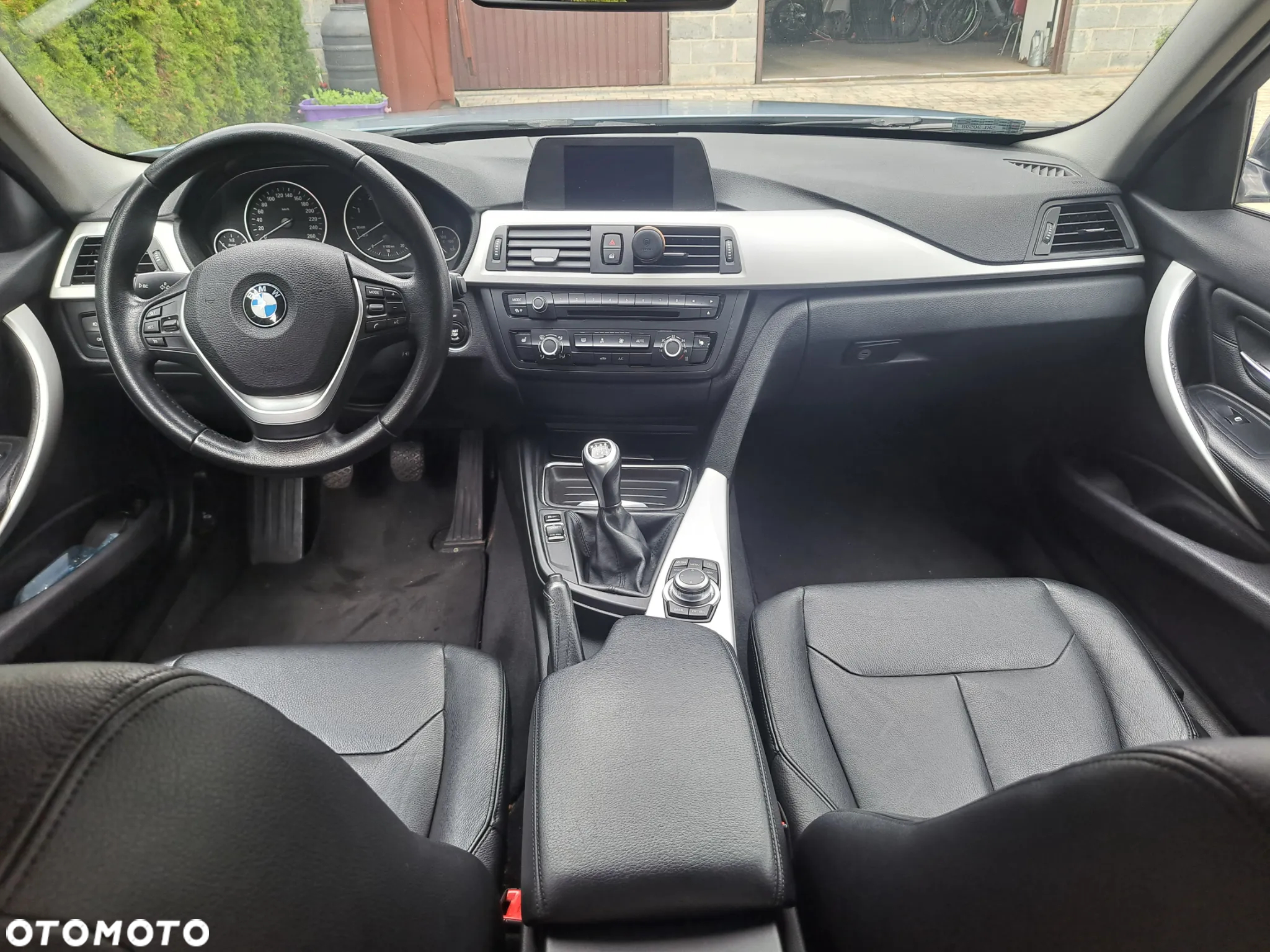 BMW Seria 3 320d Efficient Dynamic Edition - 12
