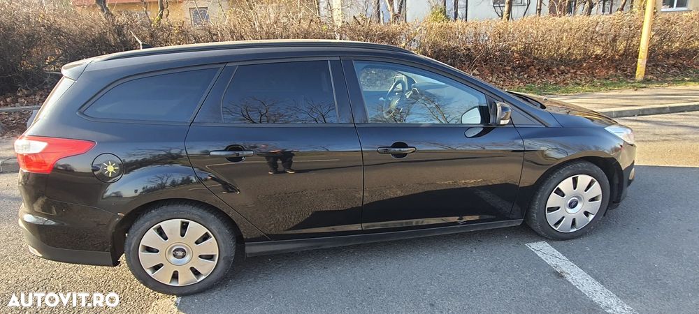 Ford Focus 1.6 TDCi DPF Start-Stopp-System Titanium - 11