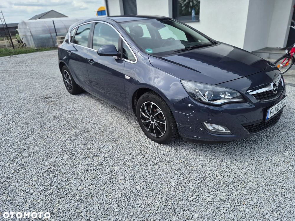 Opel Astra 1.4 ecoFLEX Cosmo - 3