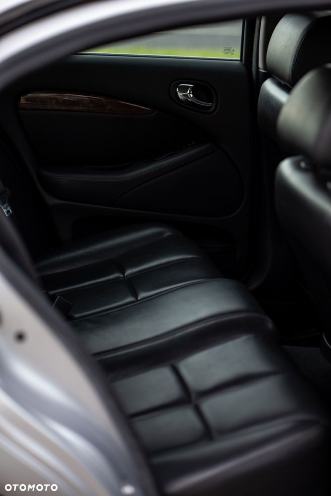 Jaguar S-Type 2.7 V6 D Executive - 32
