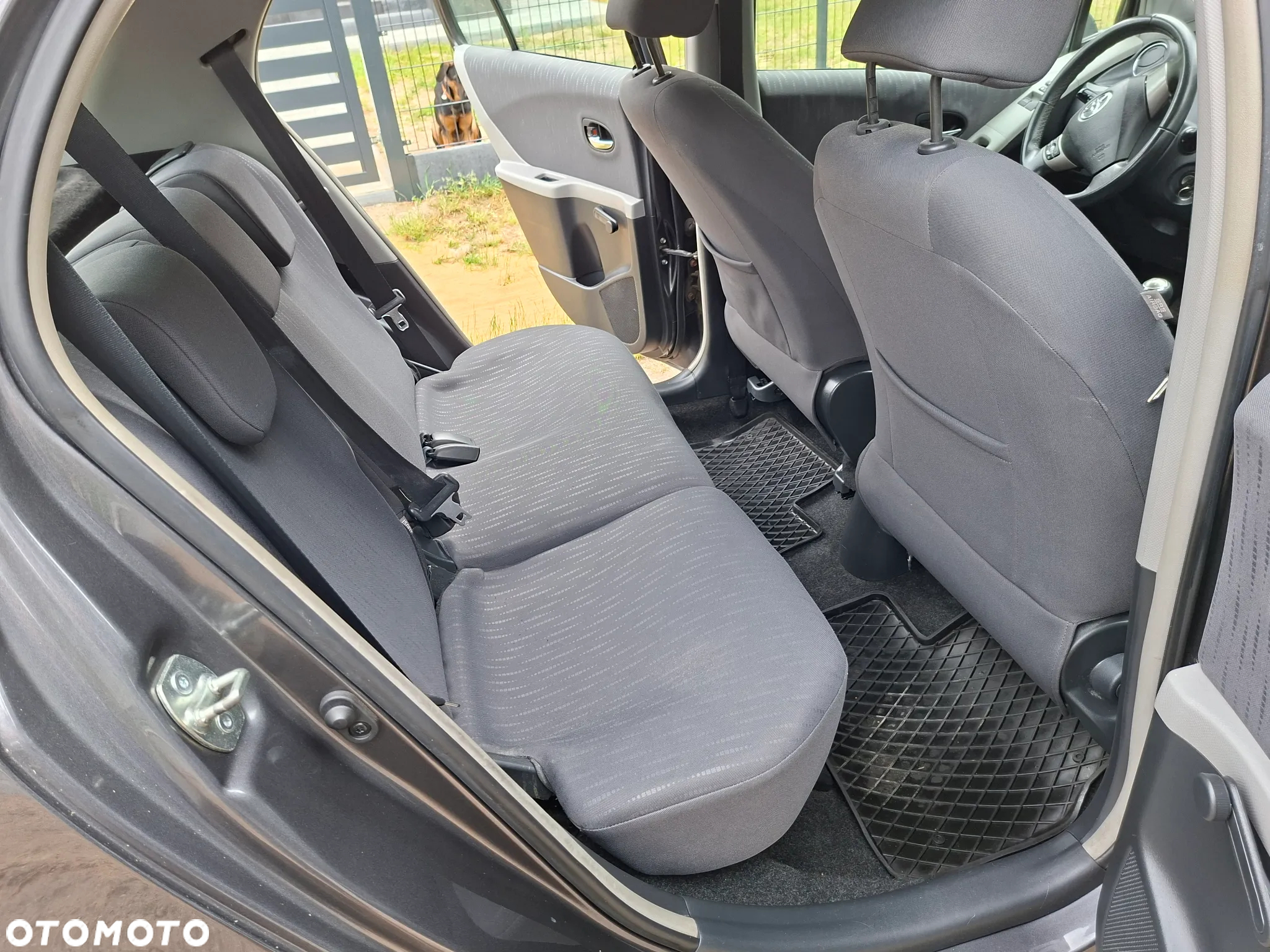 Toyota Yaris 1.33 Sol - 16