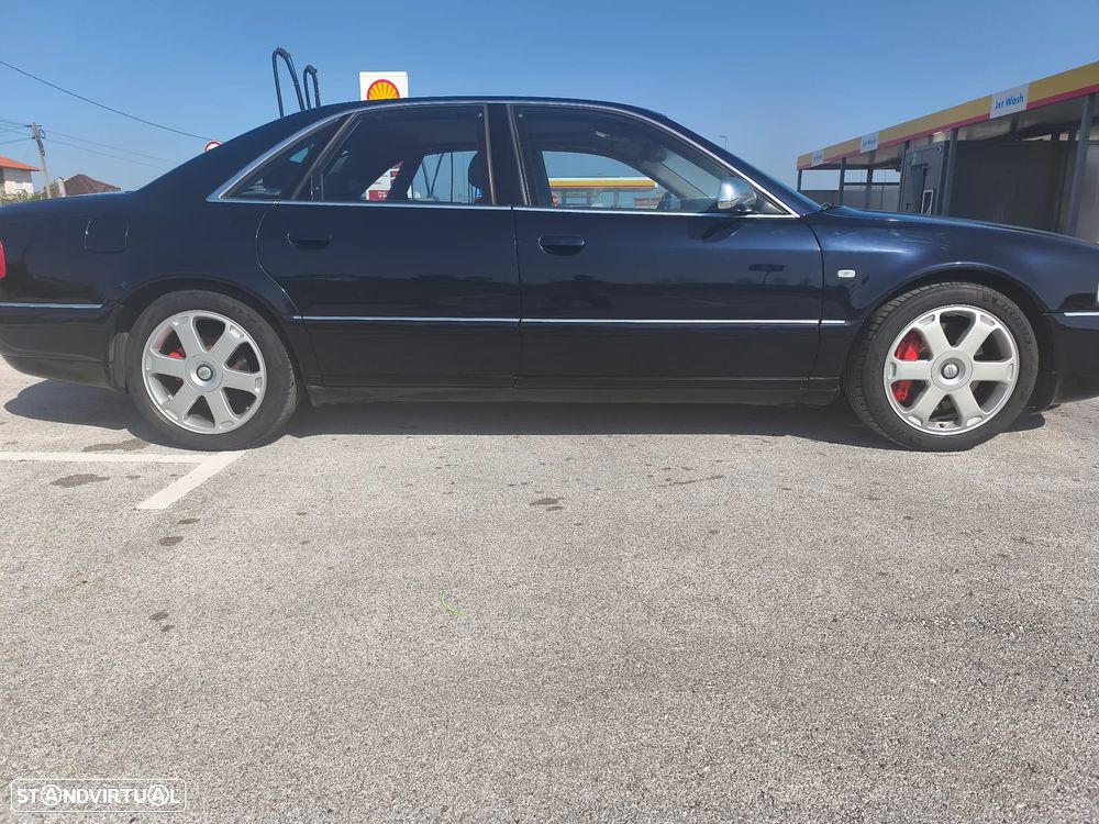 Audi S8 - 13