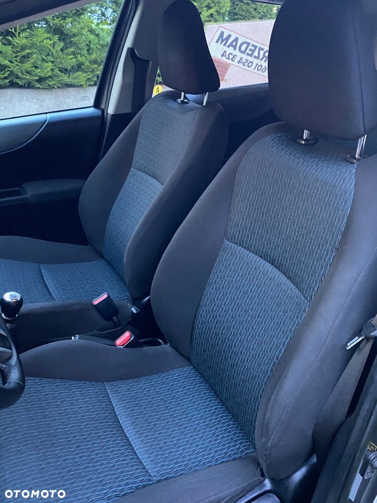 Toyota Yaris 1.33 Active - 9