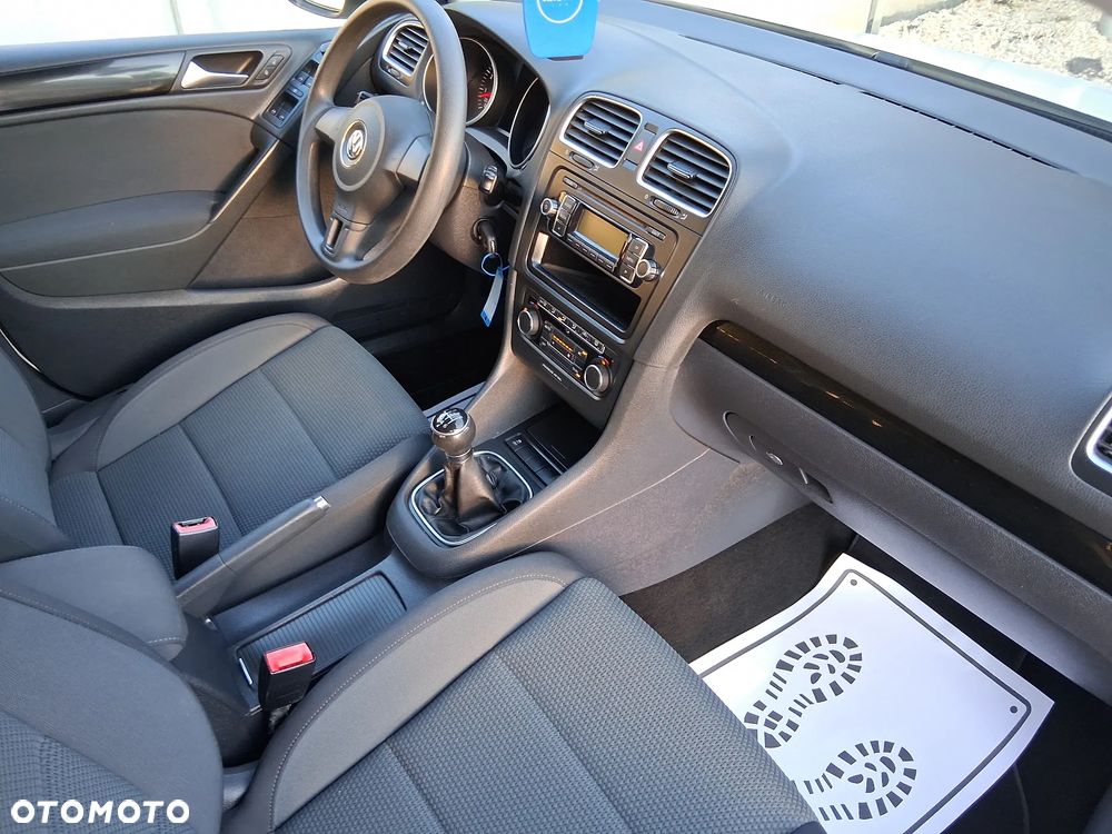 Volkswagen Golf 1.2 TSI MATCH - 10