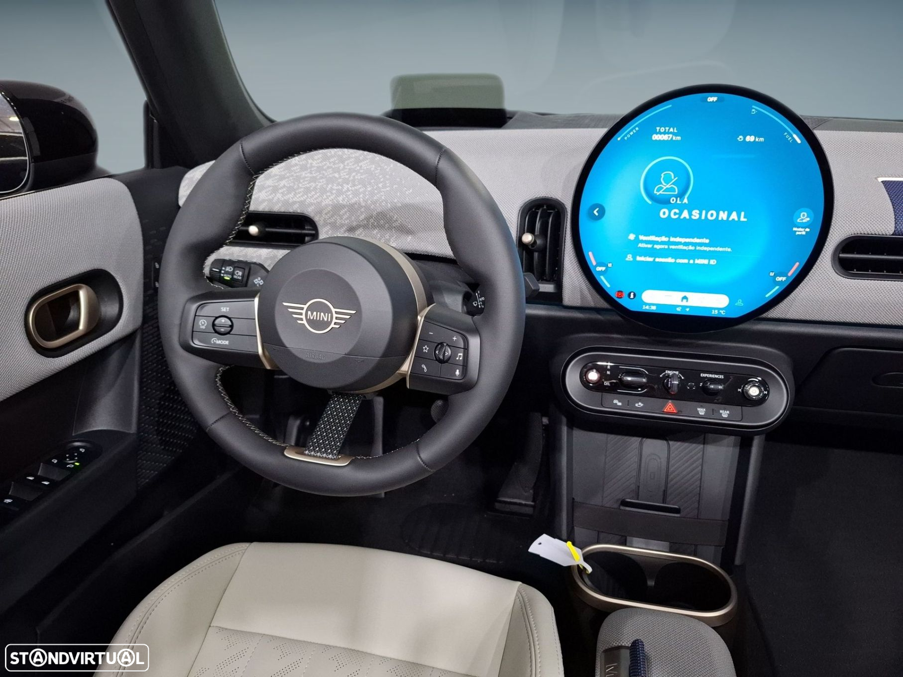 MINI Cabrio Cooper C Favoured M - 13