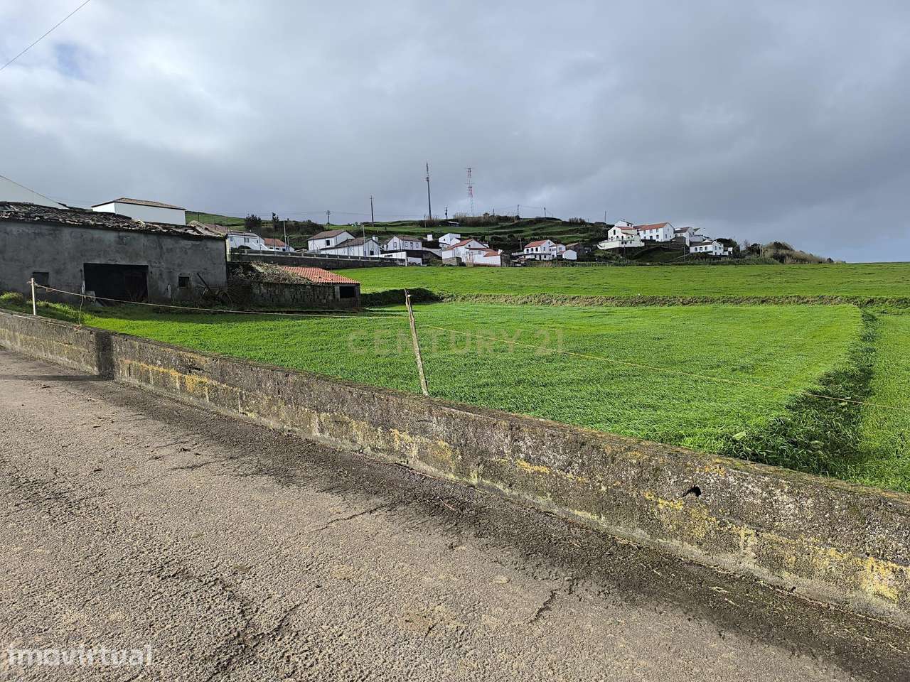 Terreno com Vista Mar e Viabilidade de Construção em Santo Antonio Nor - Grande imagem: 2/10