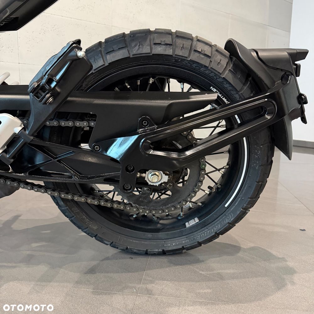 Husqvarna Svartpilen - 15