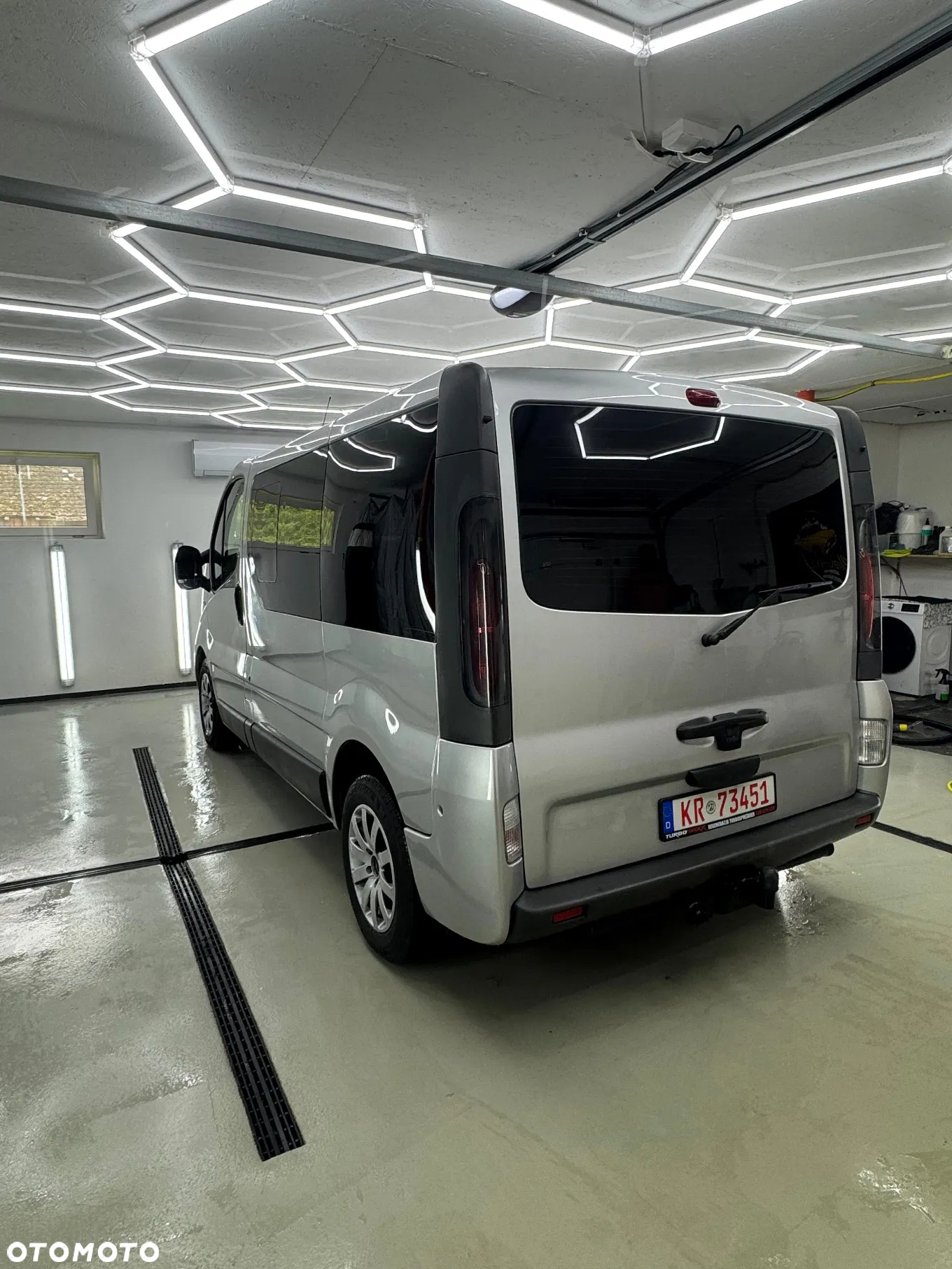 Opel Vivaro - 8