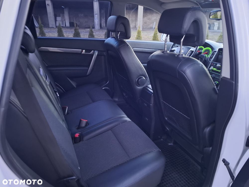 Chevrolet Captiva 2.0 d High - 16