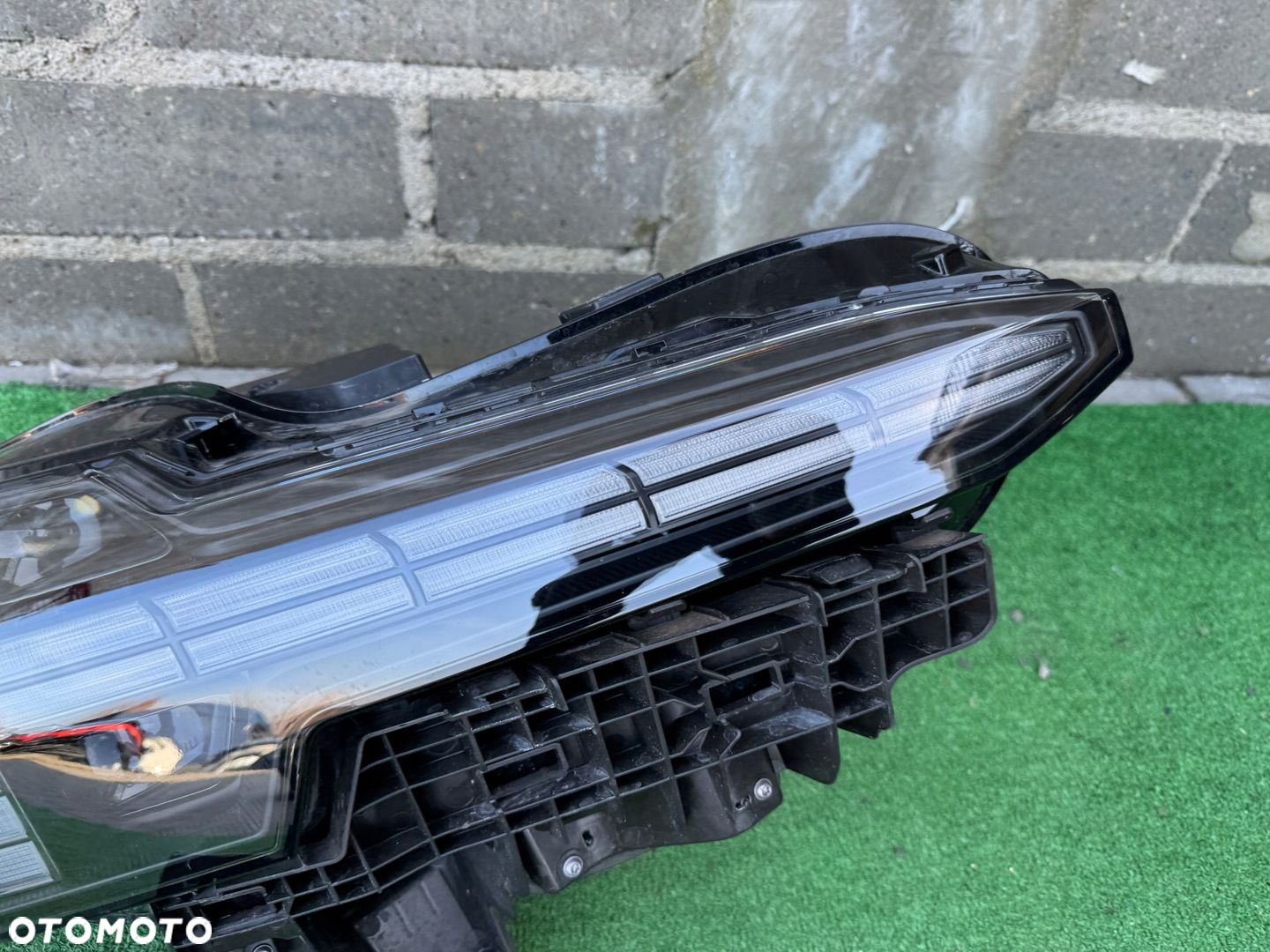 VOLVO EX-30 FULL LED LAMPA PRAWA 80000628 - 5