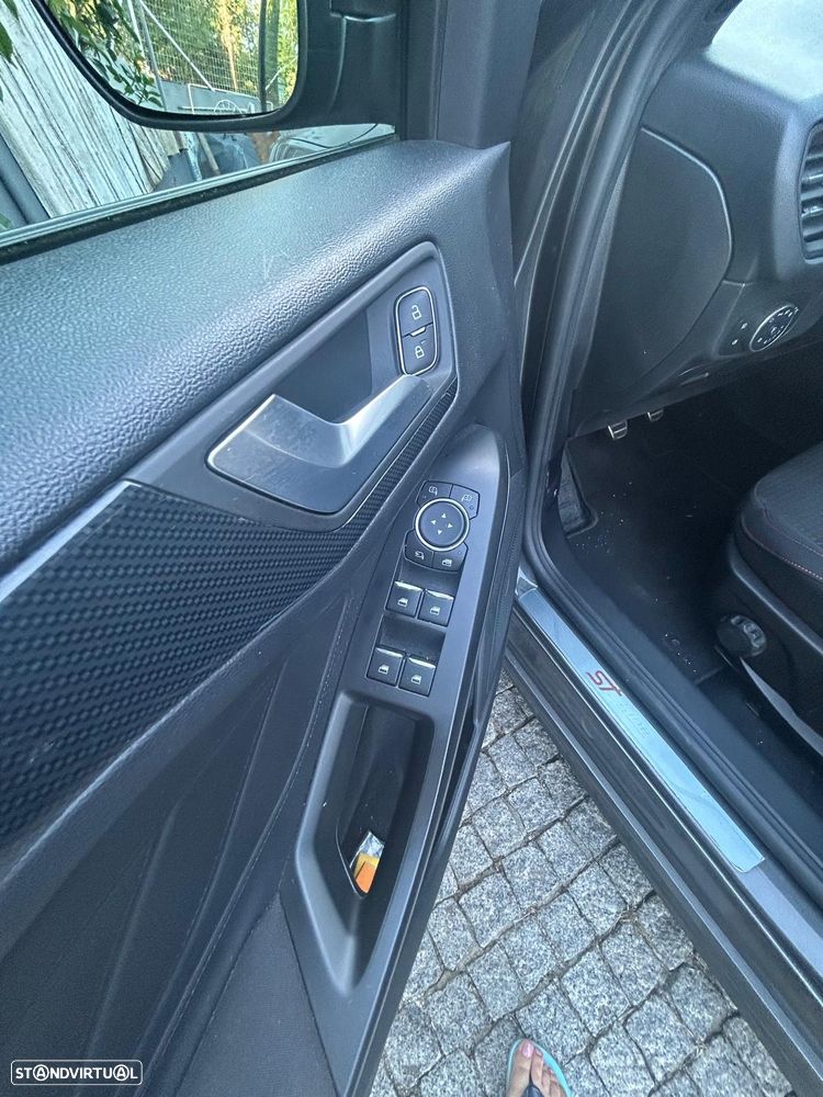 Ford Focus 1.0 EcoBoost ST-Line - 11