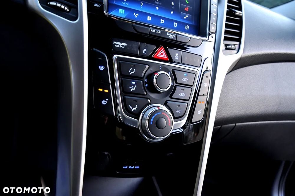 Hyundai i30 1.6 GDI BlueDrive Premium - 29