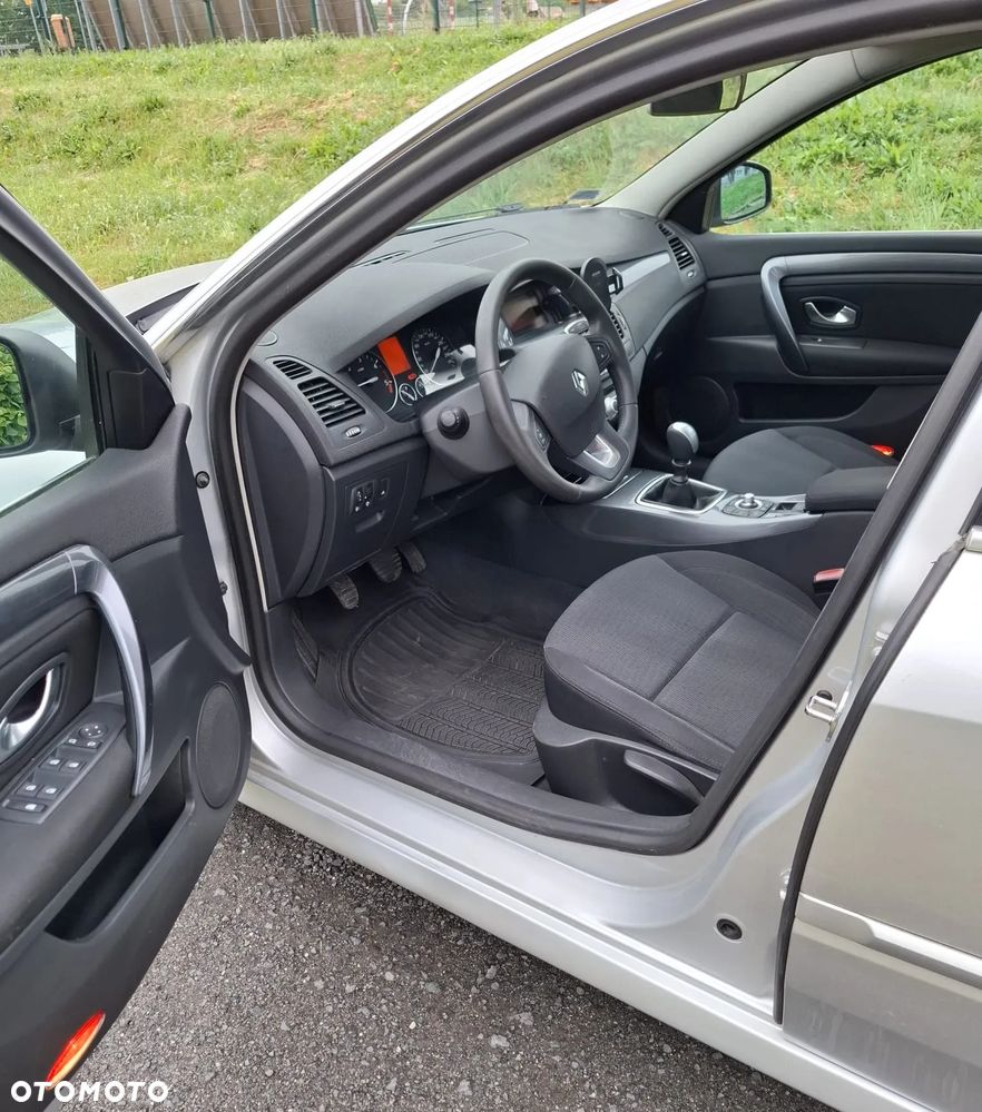 Renault Laguna 2.0 DCi Expression - 17