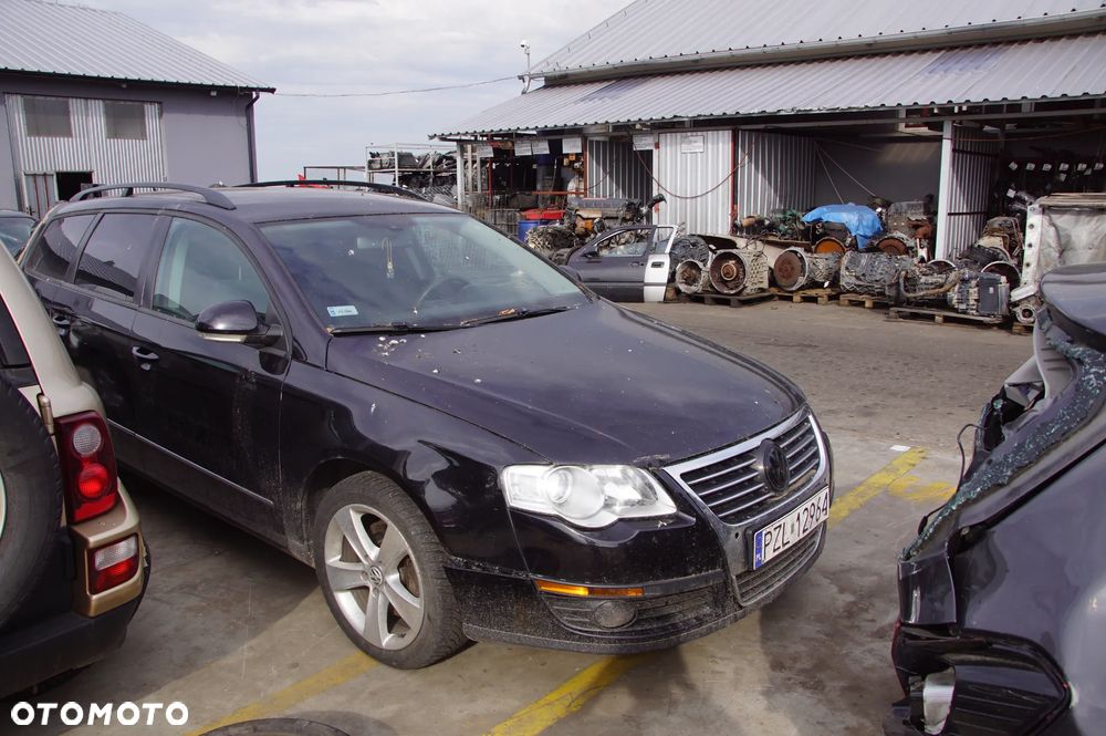 Auto na części - Volkswagen Passat B6 1.9 TDI 105 KM BXE HNV C9X 2006R Maska Drzwi Lusterka Zderzak Błotnik Silnik Skrzynia - 7