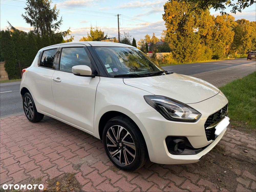 Suzuki Swift 1.2 Dualjet Hybrid Allgrip Comfort - 2