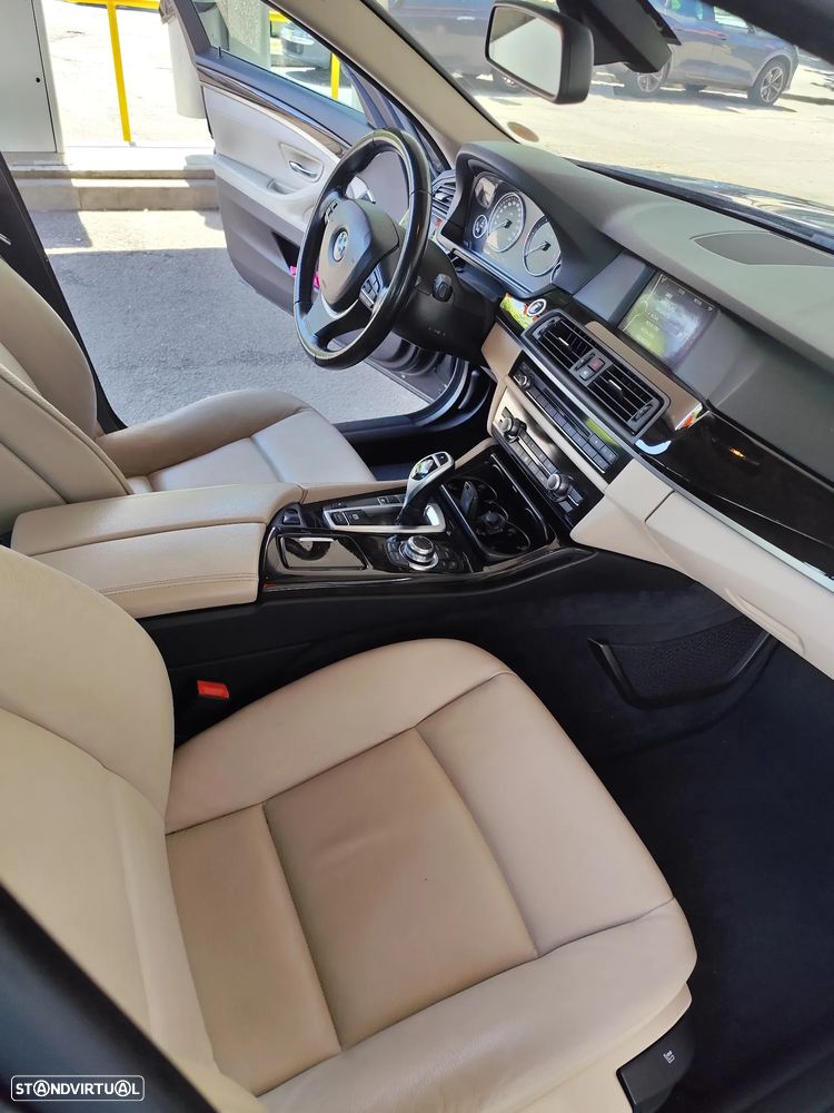 BMW 520 d Auto - 10