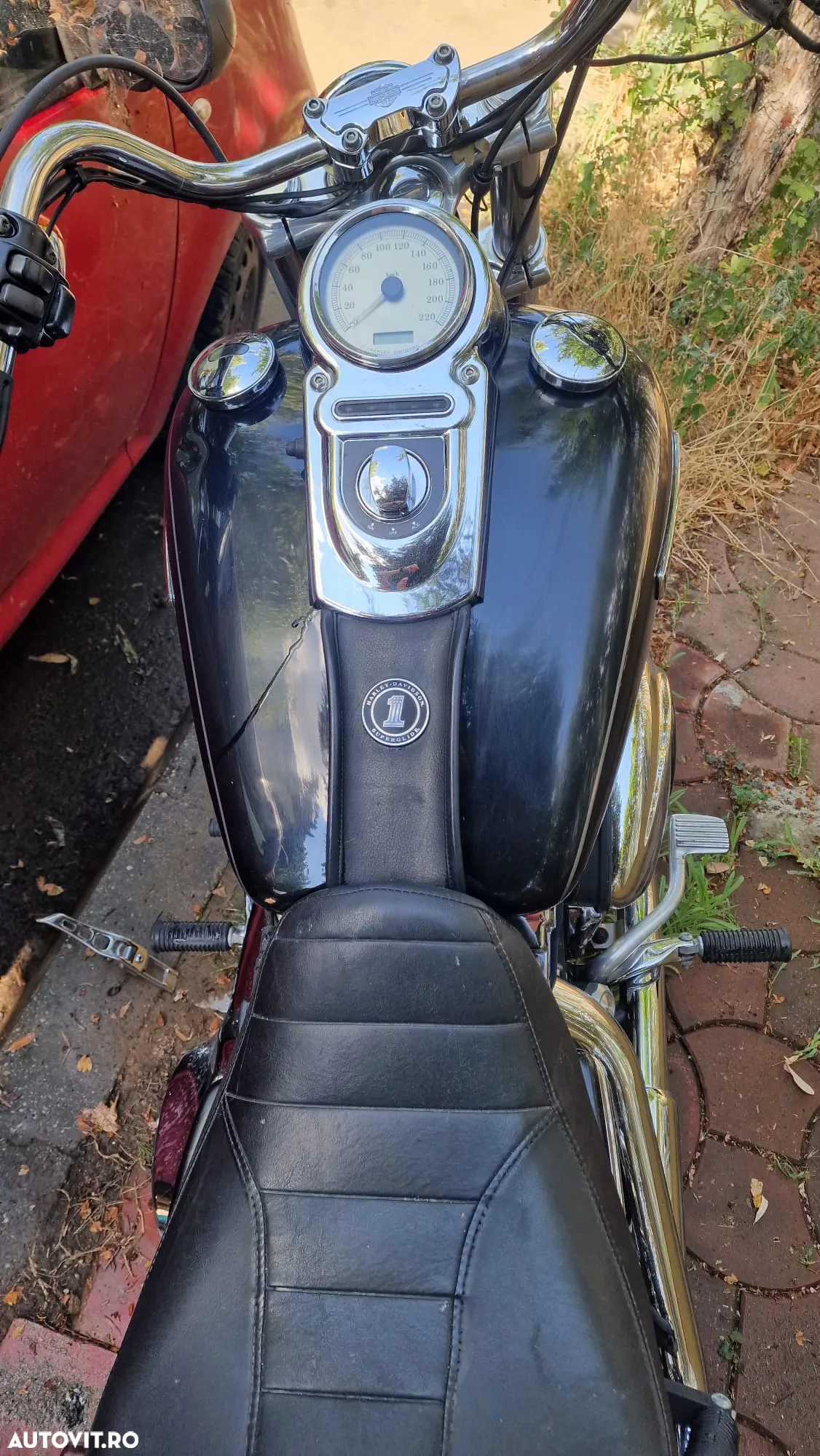 Harley-Davidson Dyna Super Glide Custom - 4