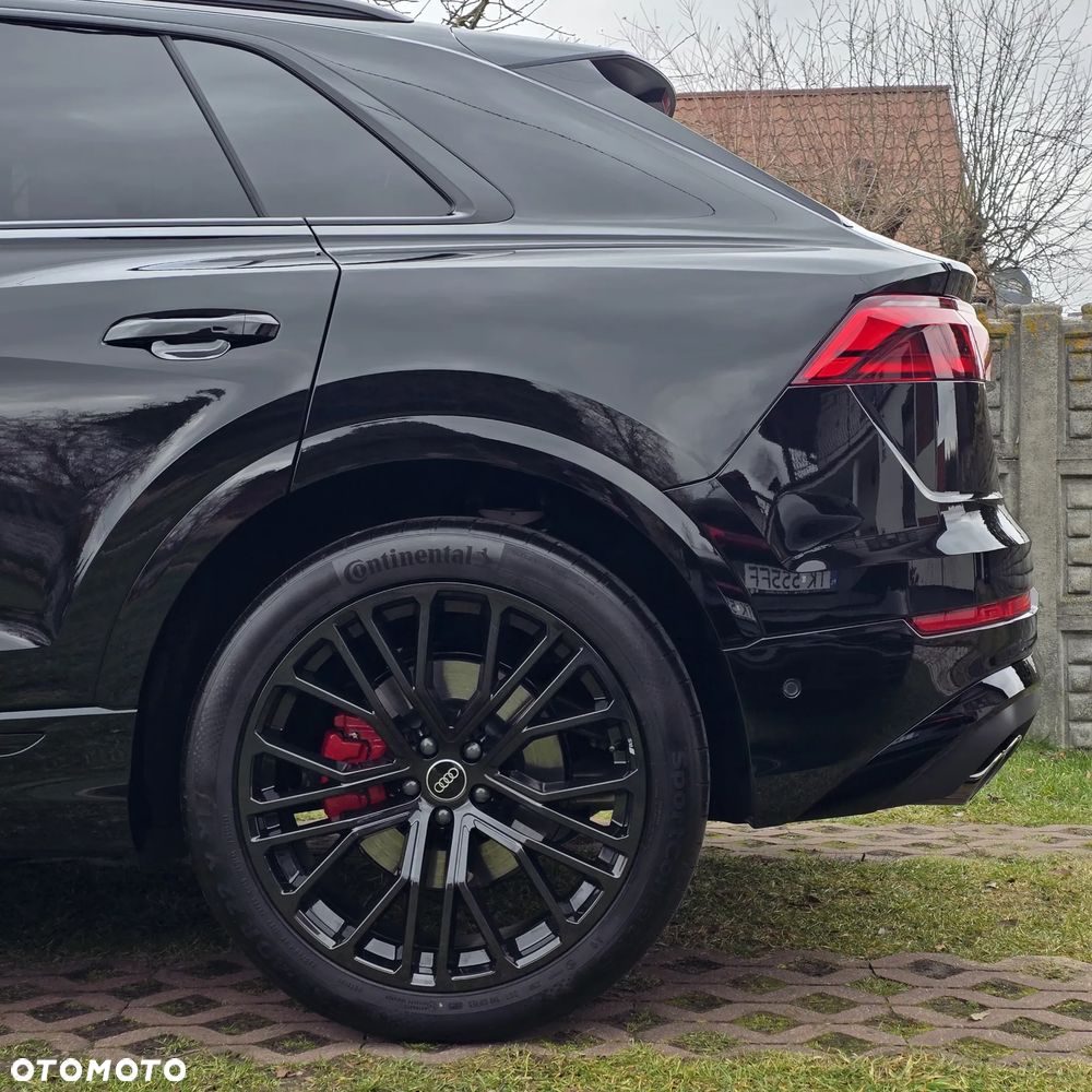 Audi SQ8 - 9