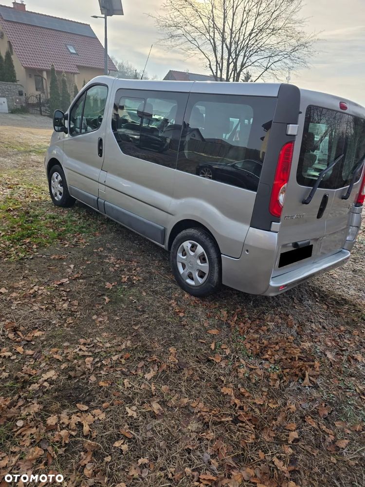 Renault TRAFIC - 5
