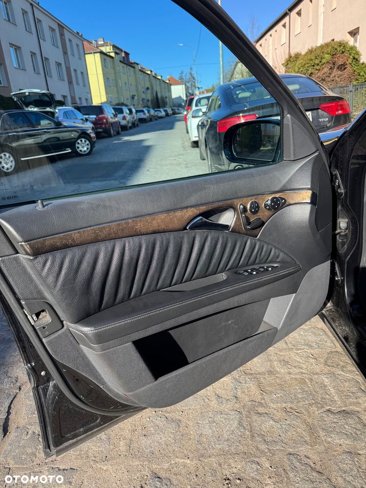 Mercedes-Benz Klasa E 320 CDI T Avantgarde - 10