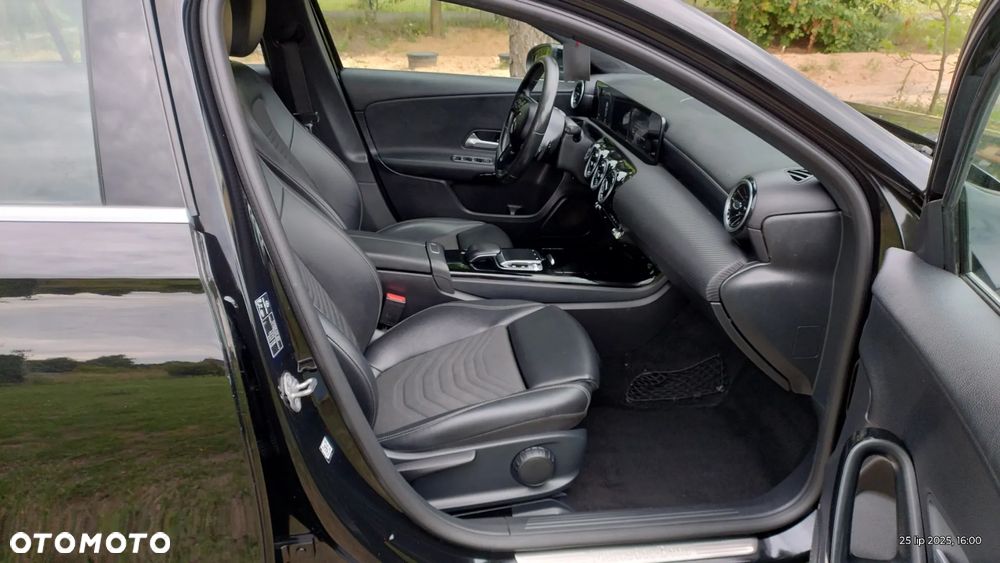 Mercedes-Benz Klasa A 180 d Style 7G-DCT - 12