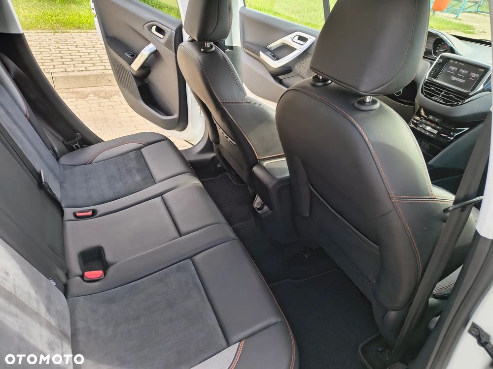 Peugeot 2008 1.2 Pure Tech Crossway S&S - 13