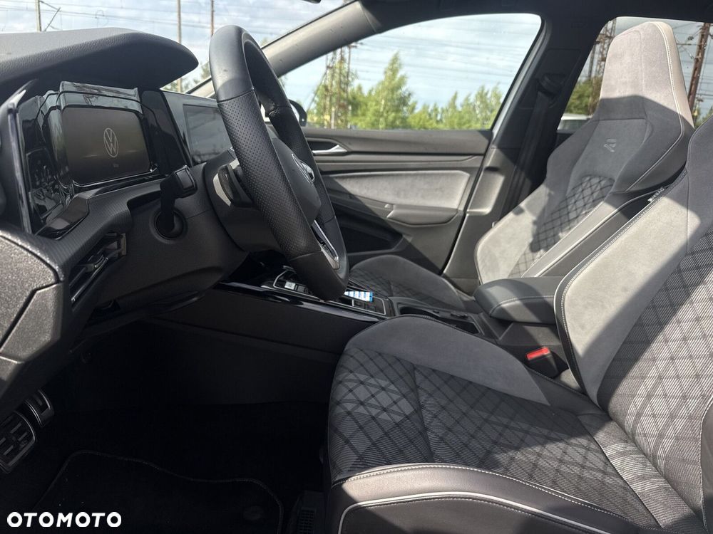 Volkswagen Golf 1.5 eTSI mHEV R-Line DSG - 14