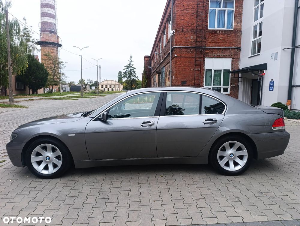 BMW Seria 7 735i - 2