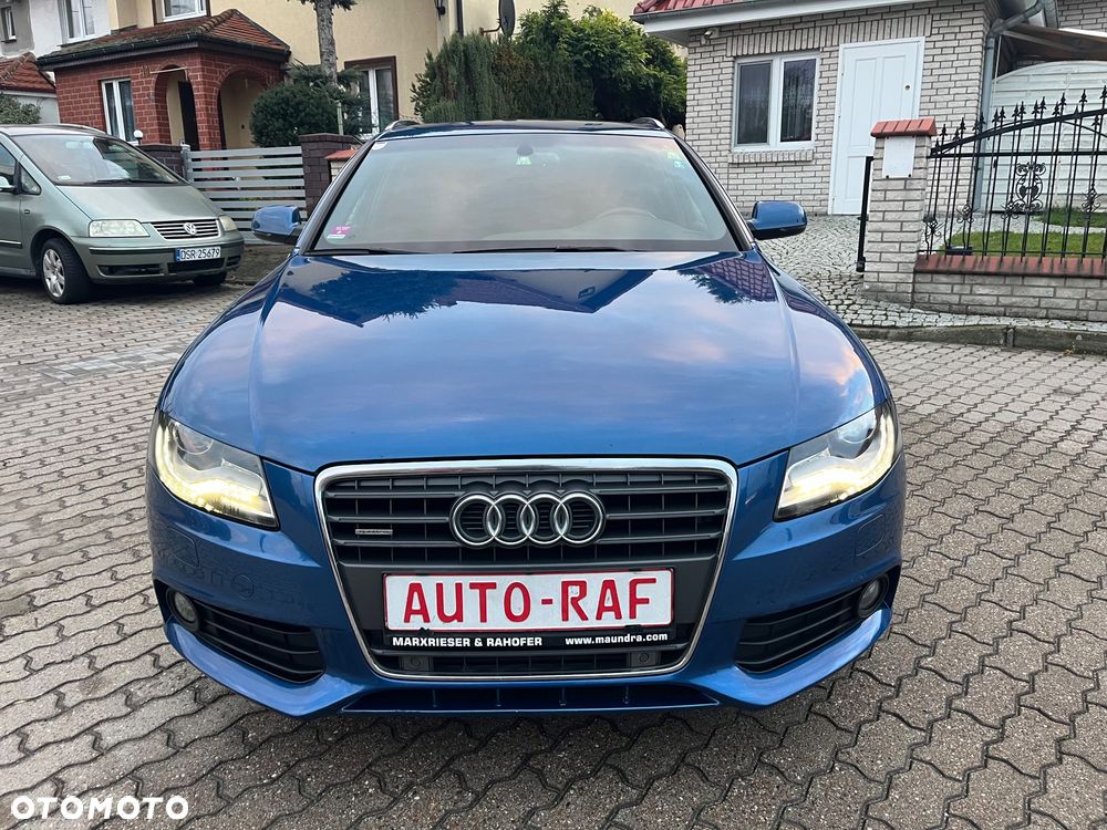 Audi A4 Avant - 11