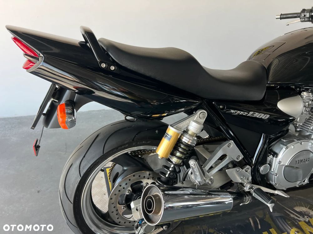 Yamaha XJR - 30