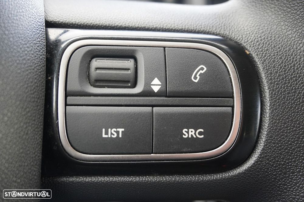 Citroën C3 1.2 PureTech Shine - 19