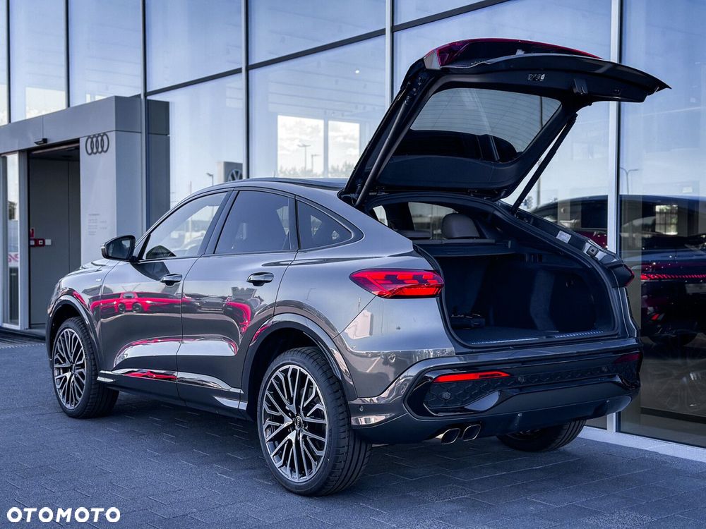 Audi Q5 Sportback - 10