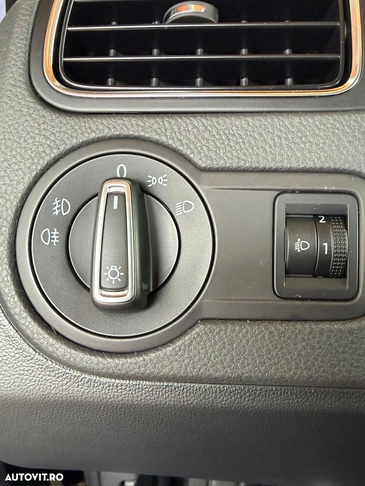 Volkswagen Polo 1.4 TDI (Blue Motion Technology) Comfortline - 12