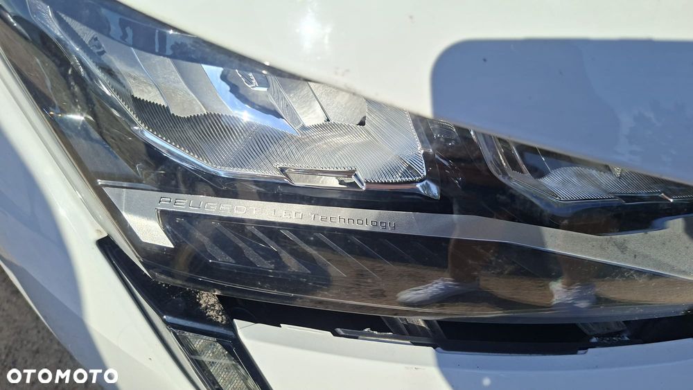 Peugeot 308 2023 photo 3