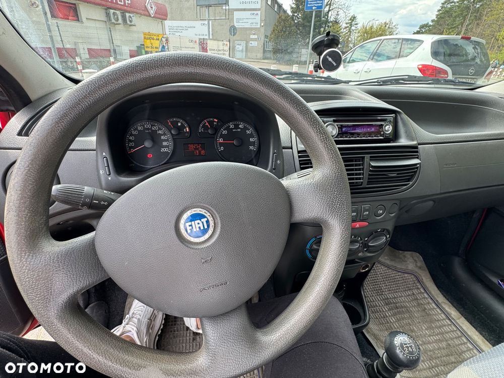 Fiat Punto - 8